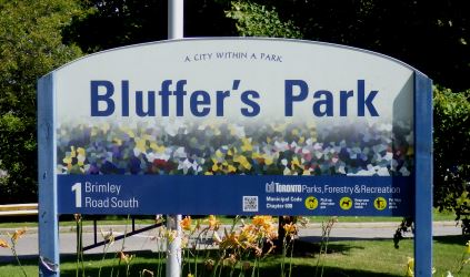 Bluffer's Park Sign.